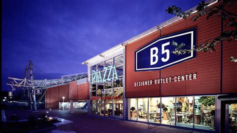 b5 center berlin outlet.